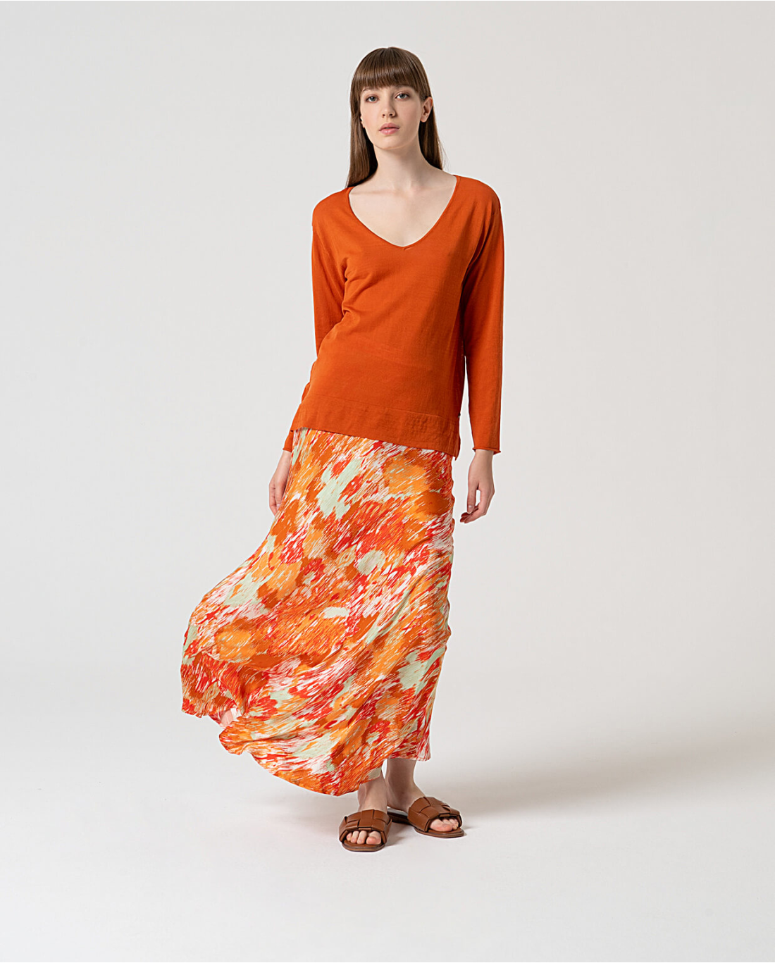 SURKANA - maglia scollo v - MATTONE