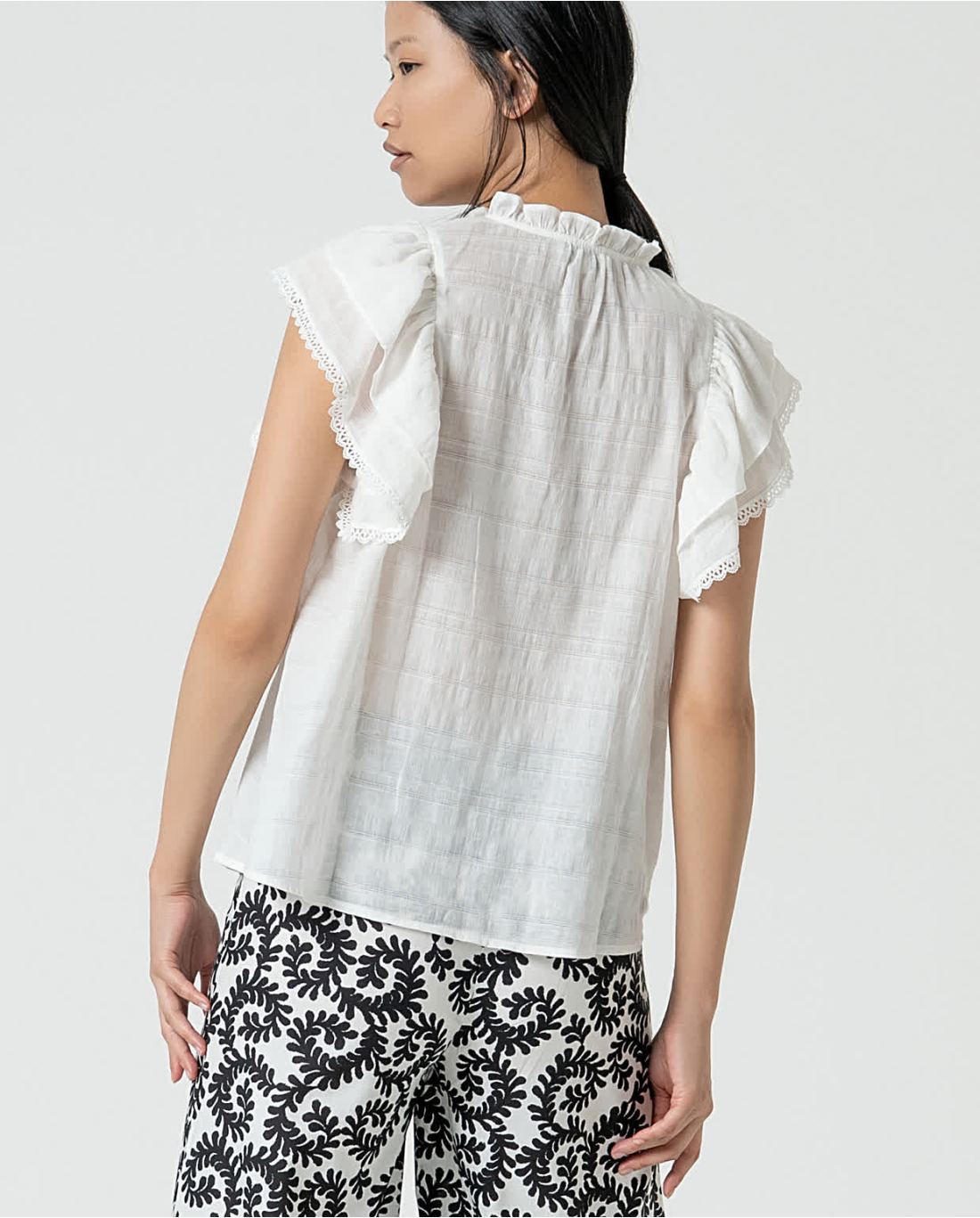 SURKANA - top svasato - BIANCO