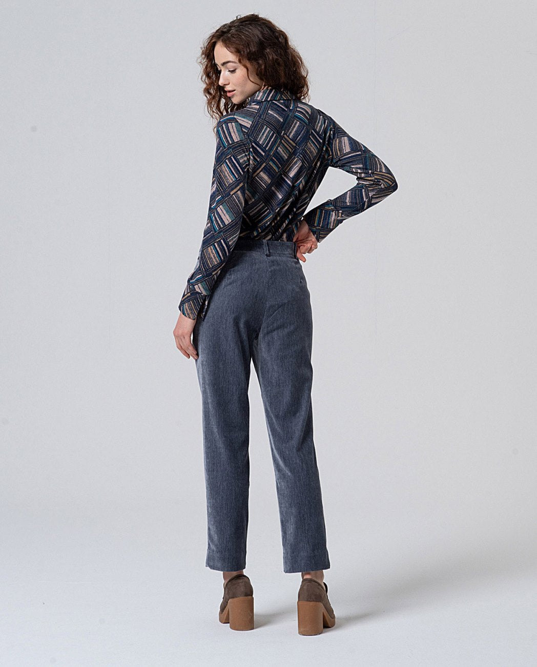 SURKANA - pantalone dritto velluto - GRIGIO