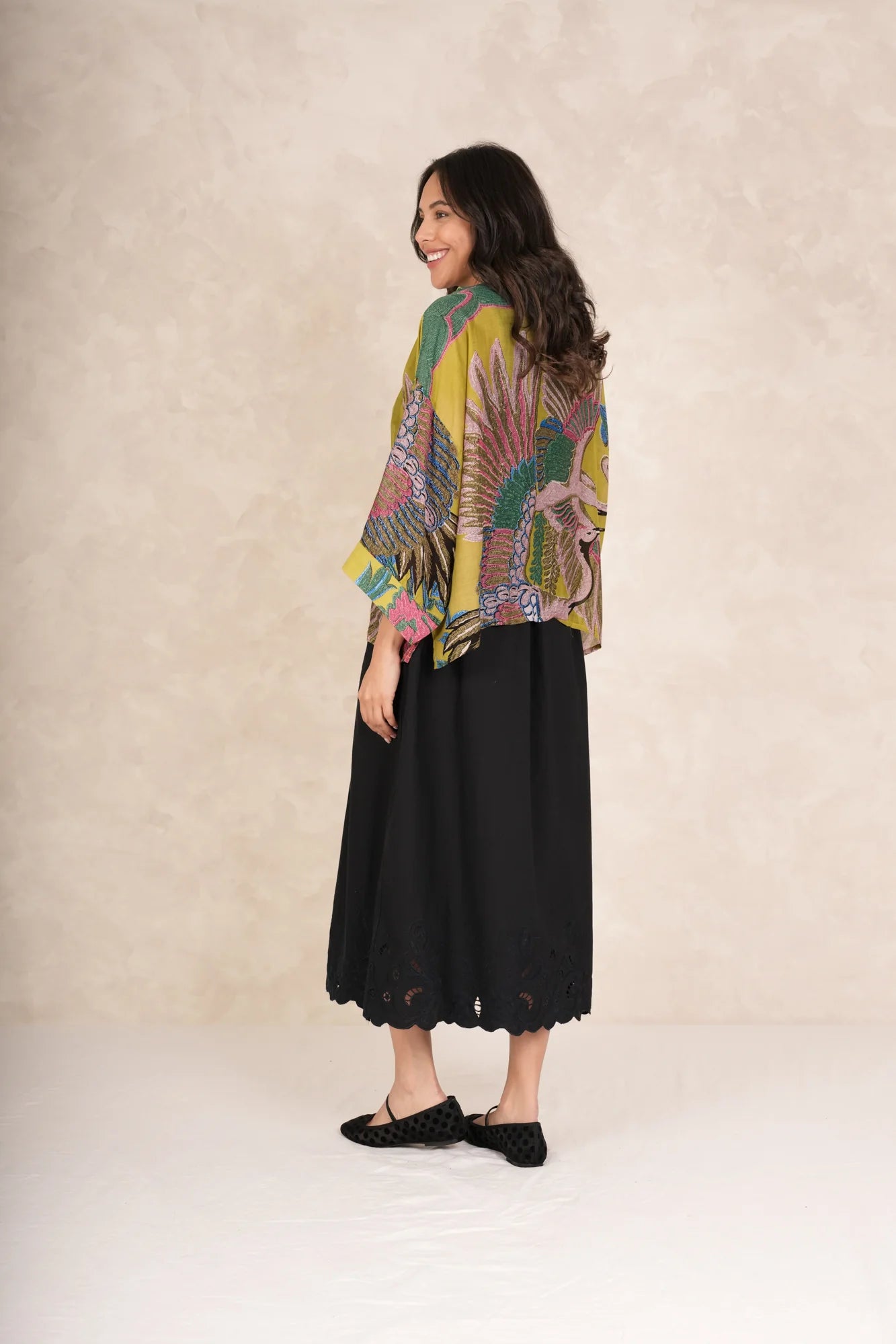 Cranes-Olive-Short-Kimono_5.webp
