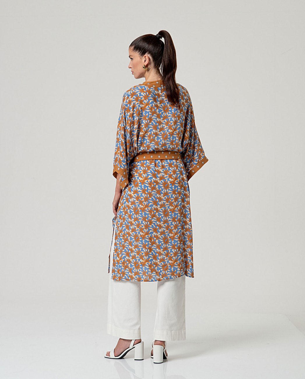 36KAKI921_70-2_l.jpg