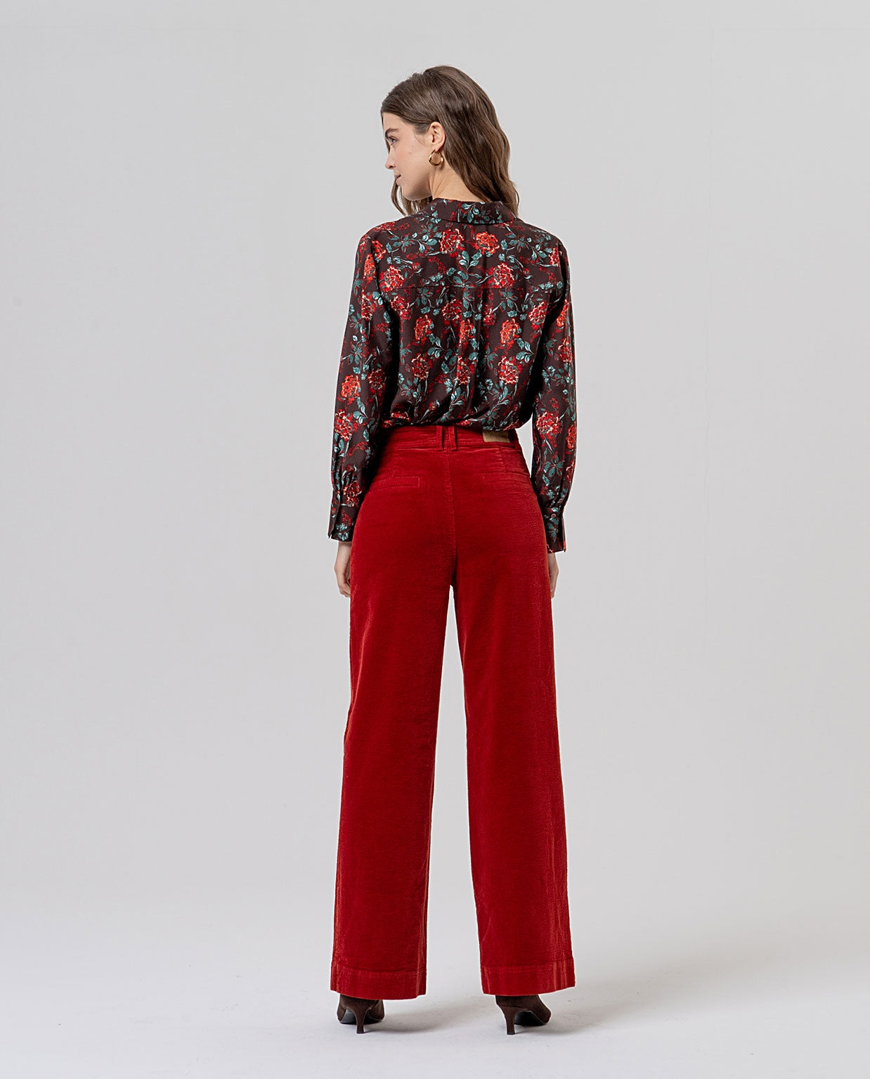 Surkana pantaloni ampi in velluto a coste rosso inglese