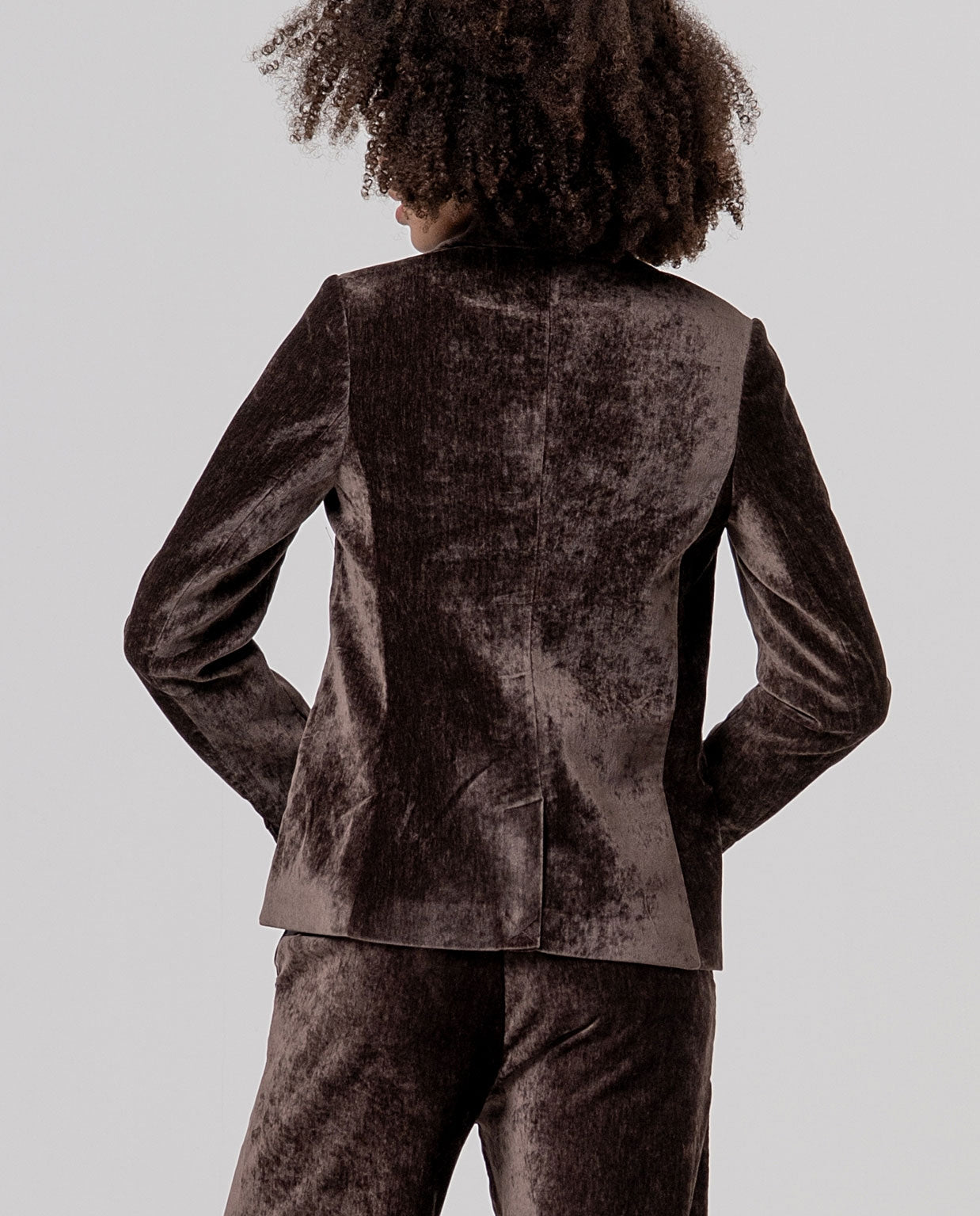 Surkana blazer in velluto cioccolato
