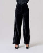 Surkana pantalone ampio in velluto nero