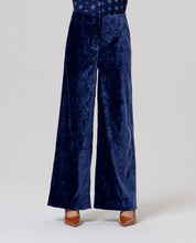 Surkana pantalone ampio in velluto blu cobalto