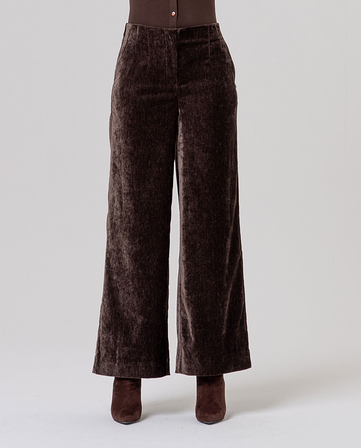 Surkana pantalone ampio in velluto cioccolato