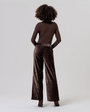 Surkana pantalone ampio in velluto cioccolato