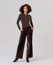 Surkana pantalone ampio in velluto cioccolato