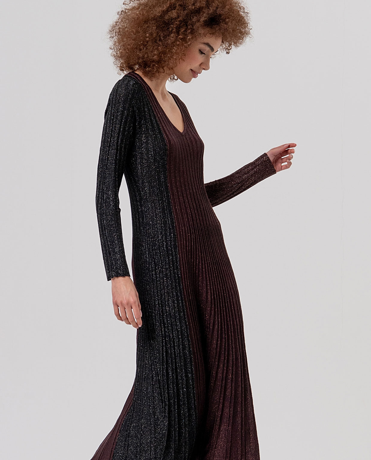 Surkana abito plissettato lurex nero