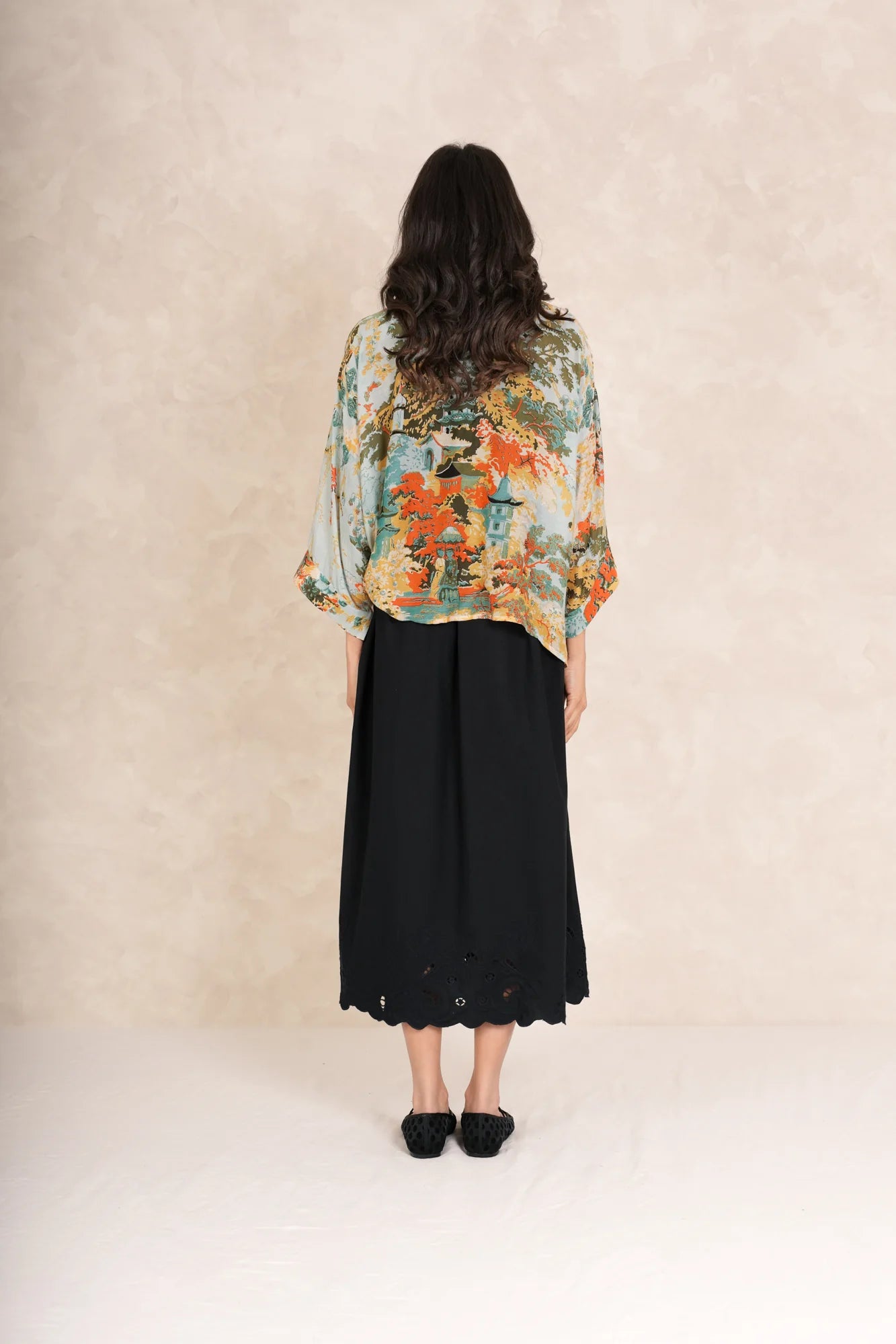 China-Tree-Aqua-Short-Kimono_4.webp
