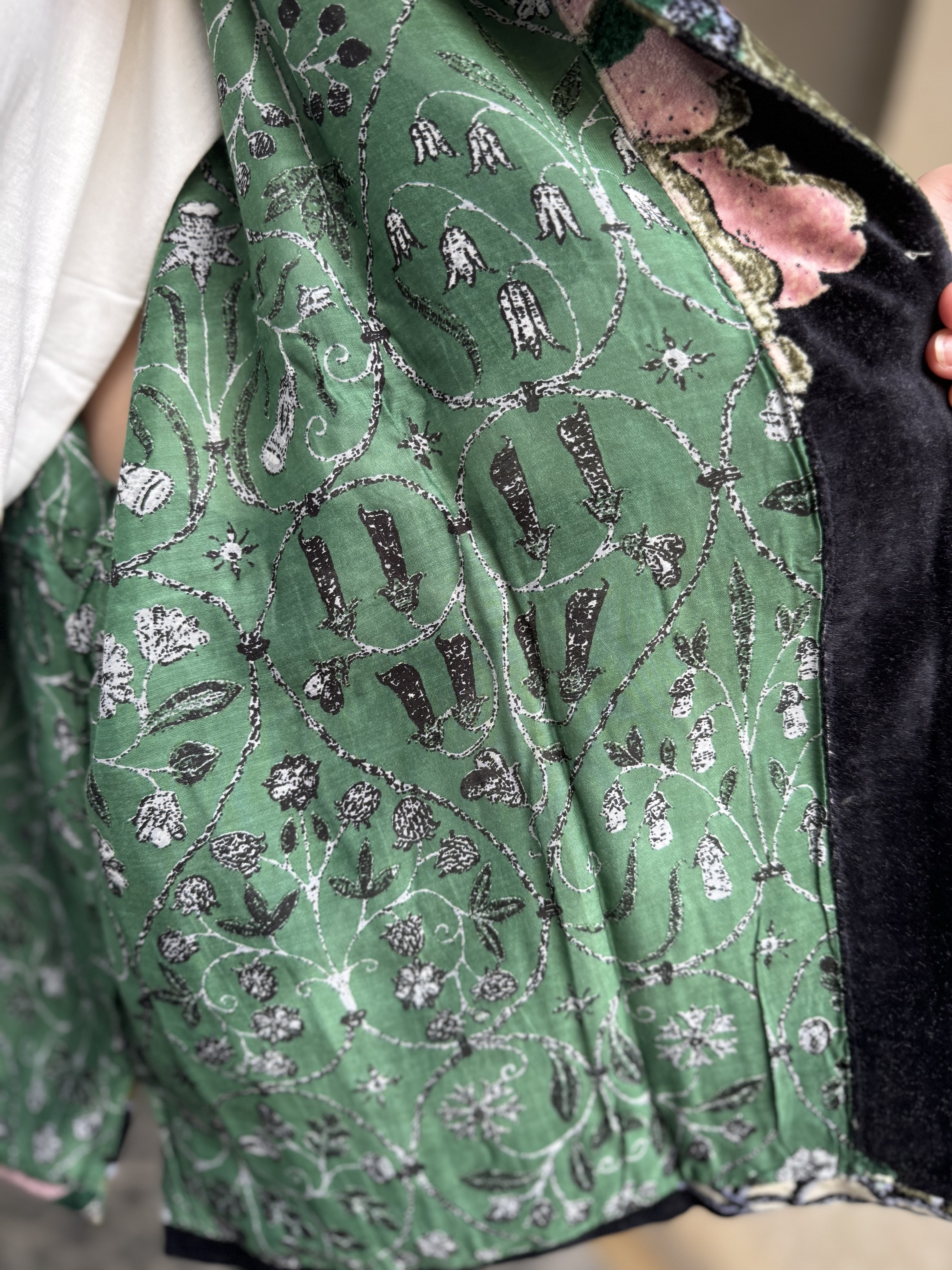one-hundred-stars-1 - velvet jacket - CRANE EMERALD
