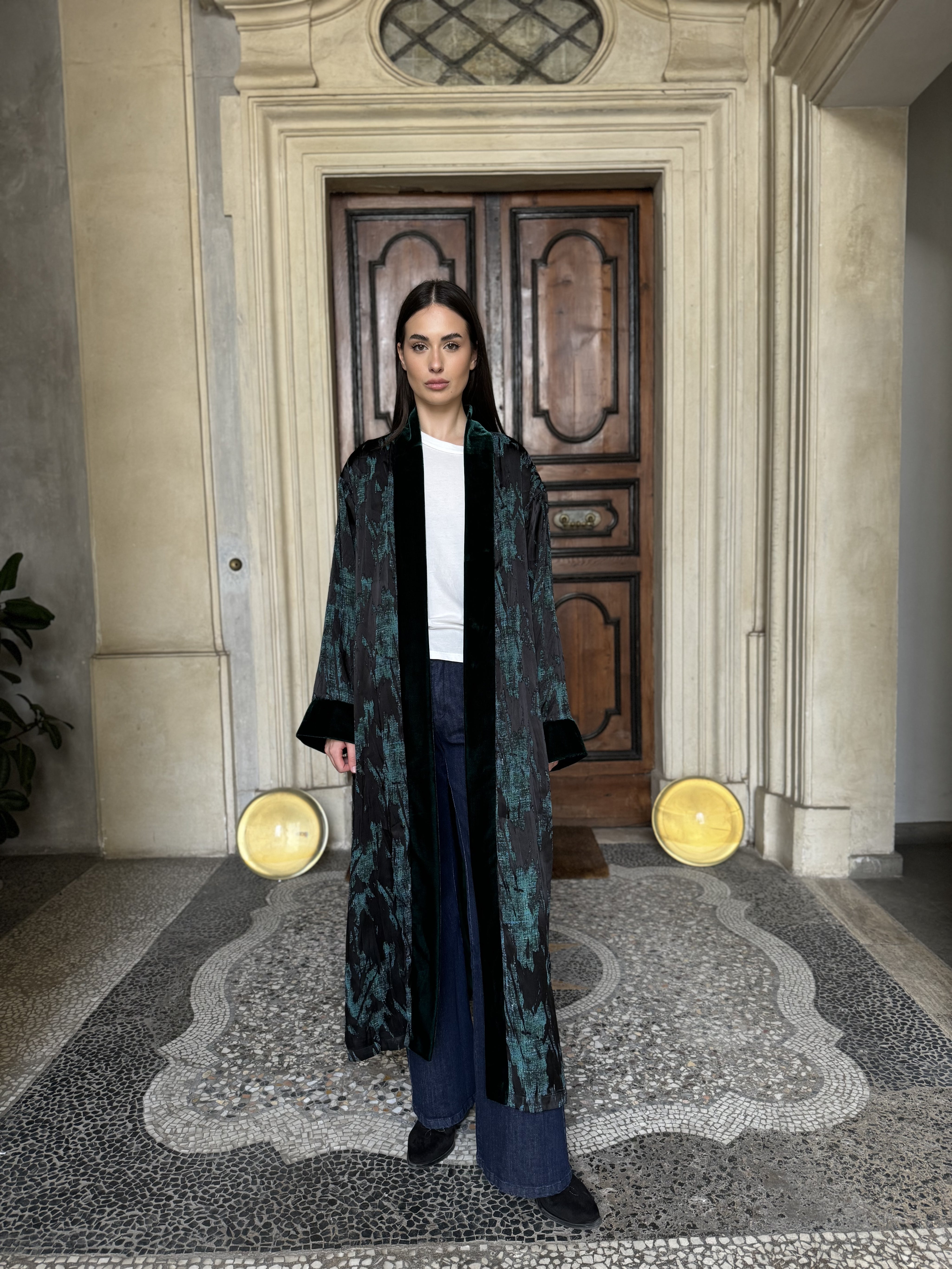 WU-SIDE - kimono jacquard bordi velluto - NERO