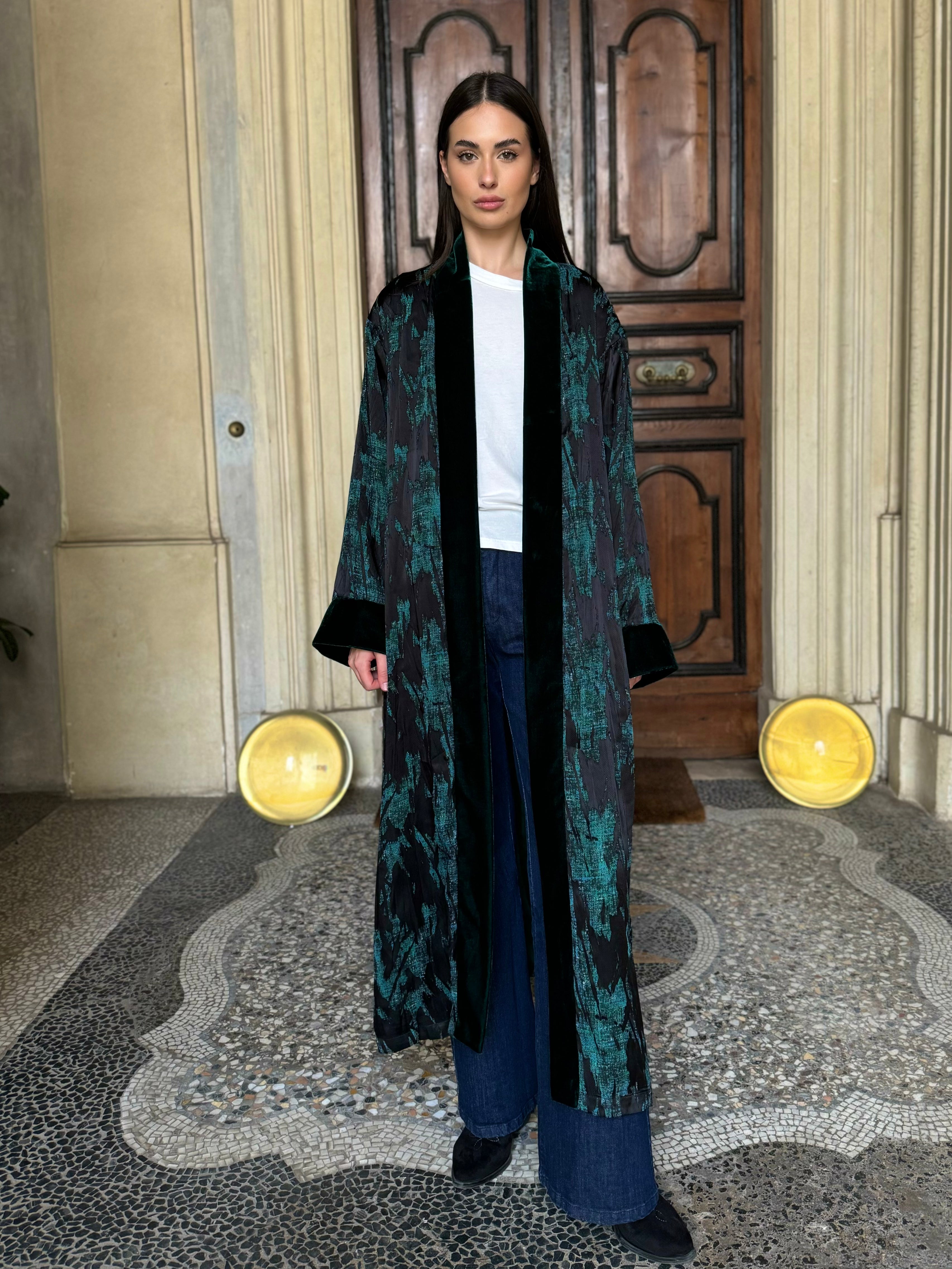 WU-SIDE - kimono jacquard bordi velluto - NERO