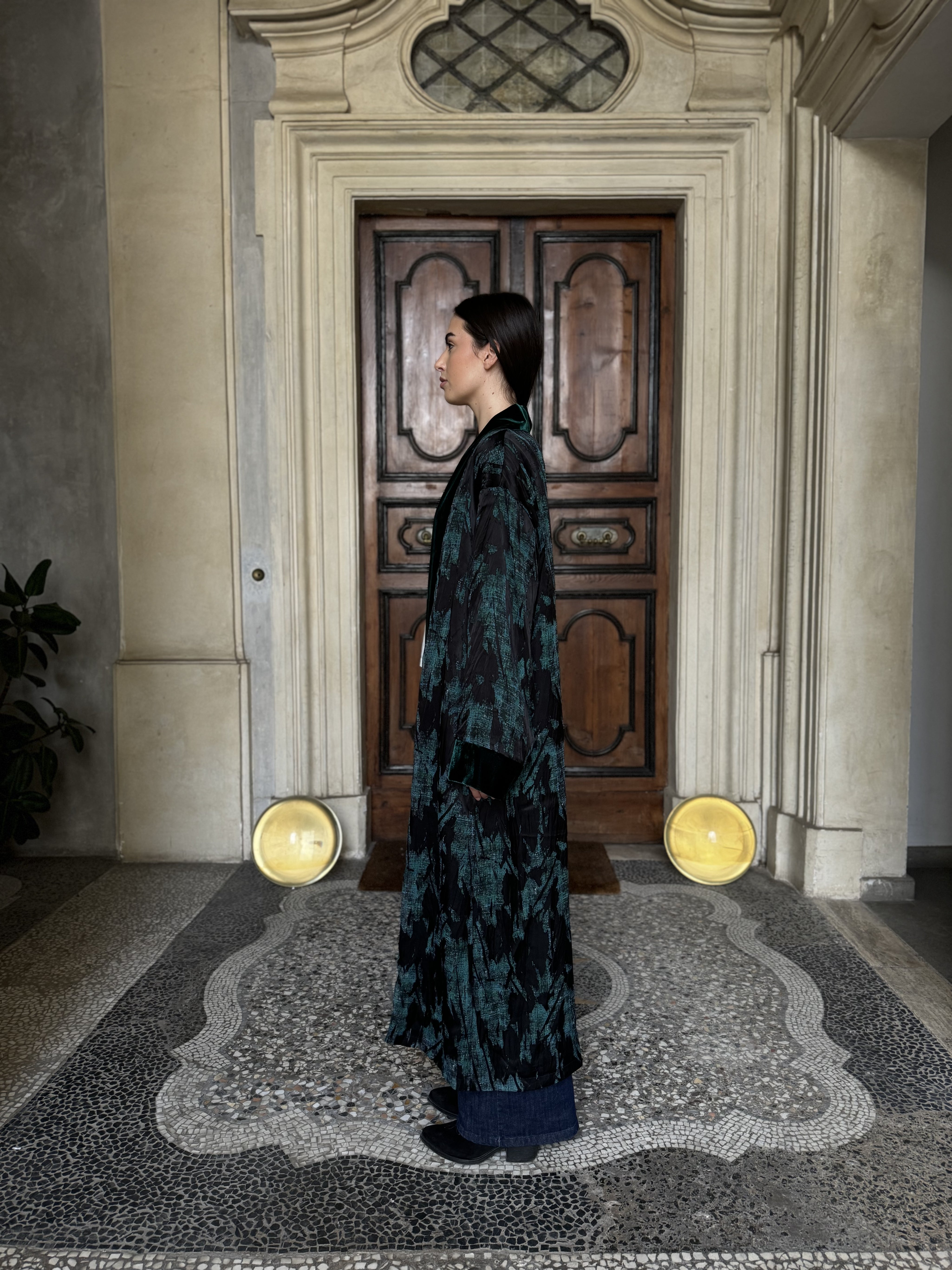 WU-SIDE - kimono jacquard bordi velluto - NERO