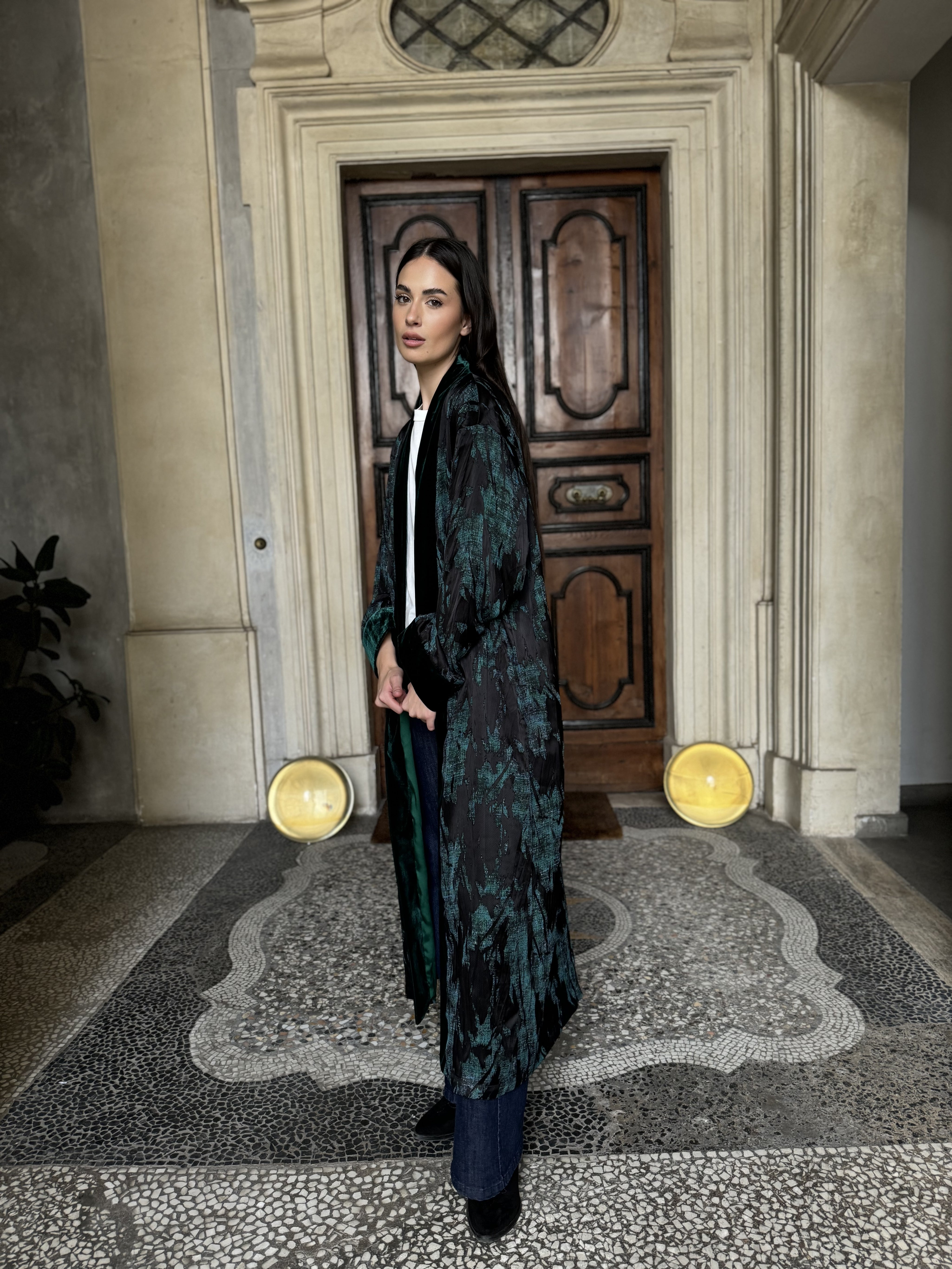 WU-SIDE - kimono jacquard bordi velluto - NERO