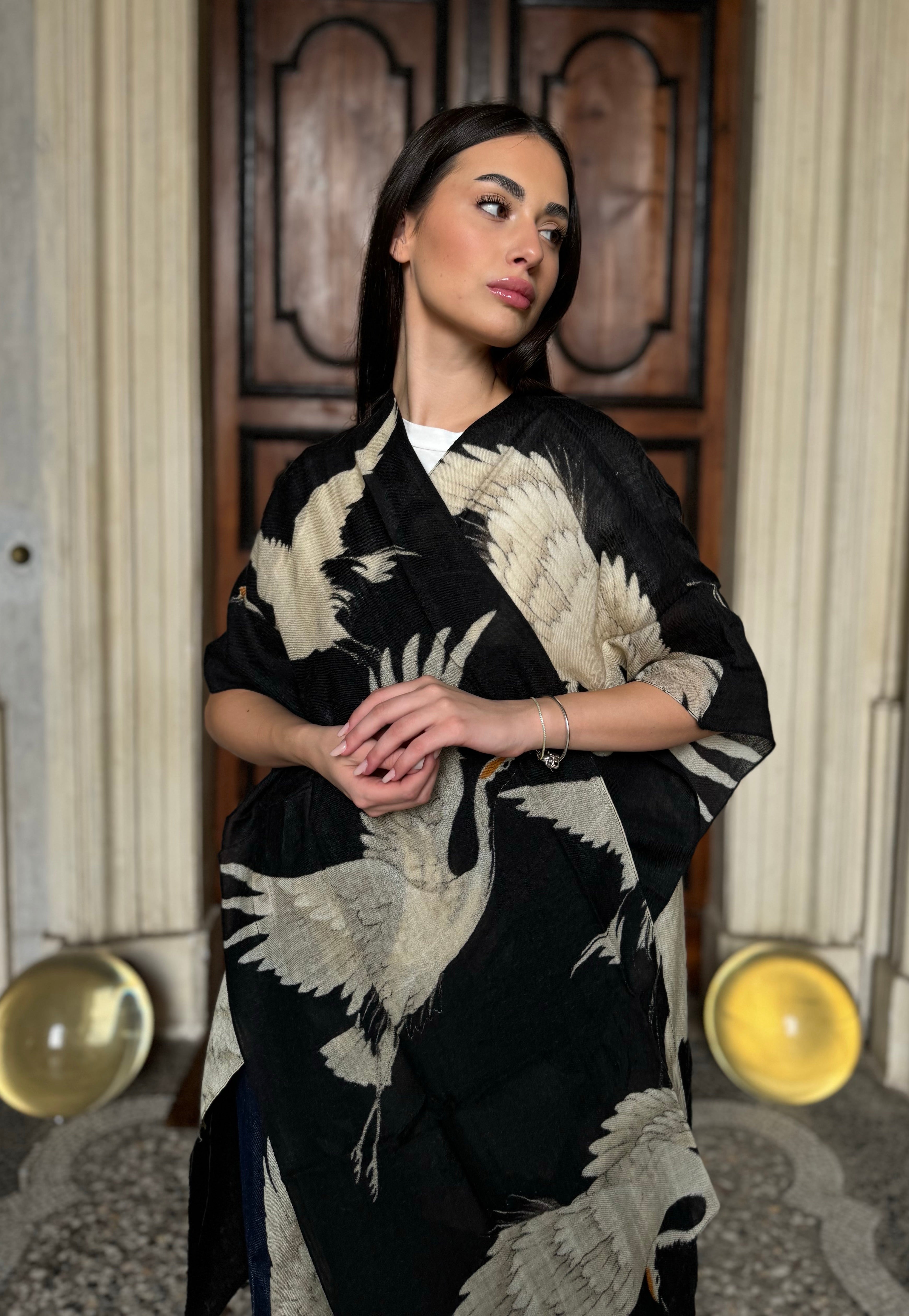one-hundred-stars-1 - throwover wool - STORK BLACK