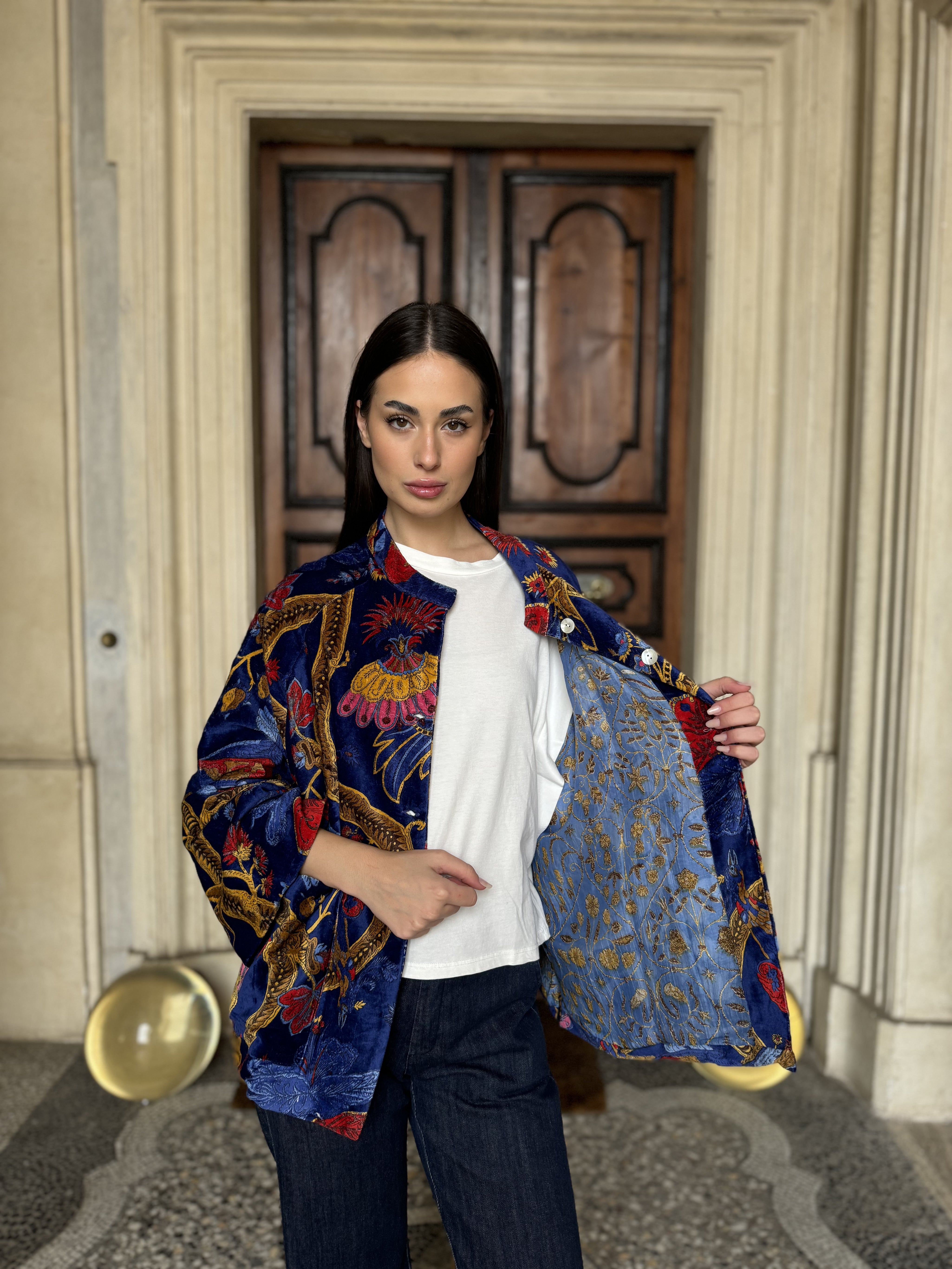 one-hundred-stars-1 - velvet jacket - CLIMBING PEACOCK ROYAL BLUE