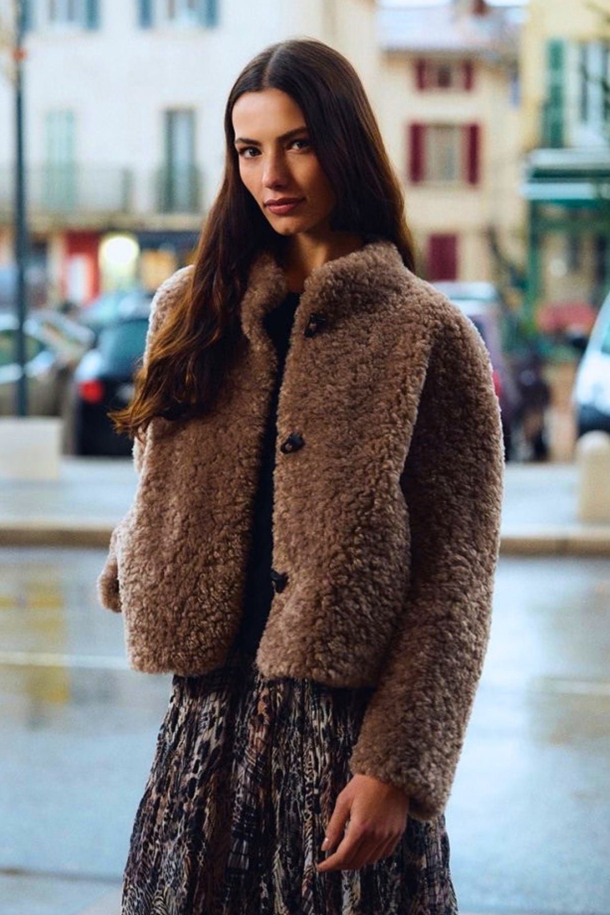 MOLLY BRACKEN - short imitation sheepskin jacket - BROWN