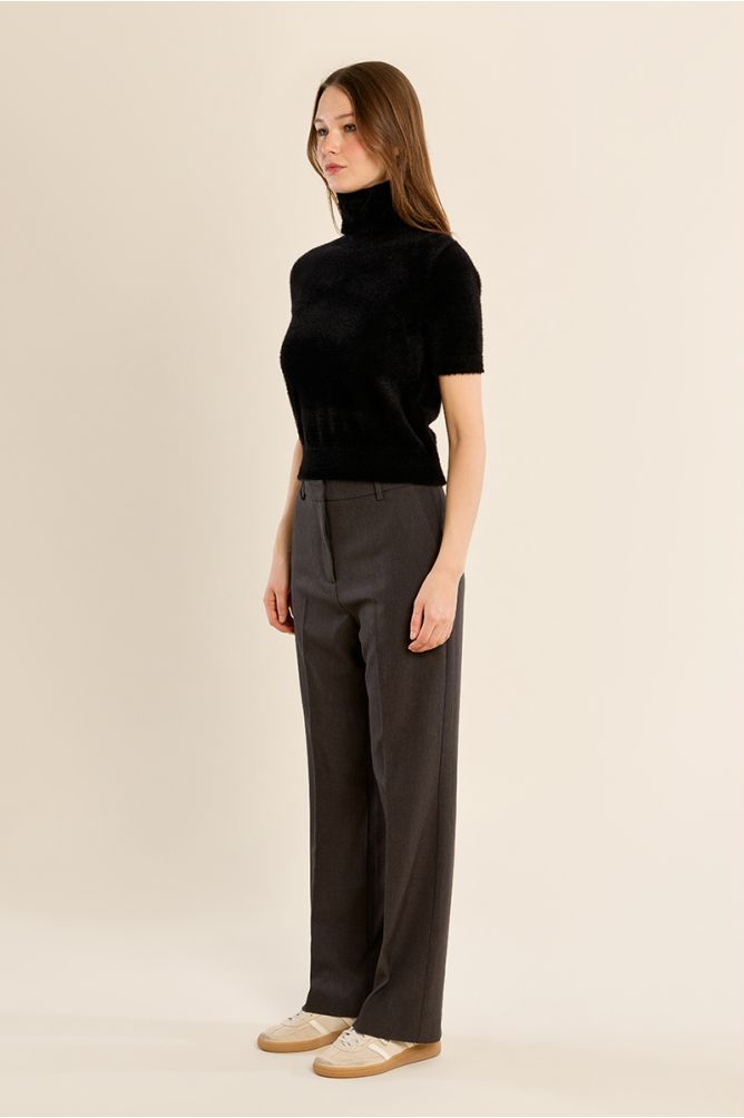 MOLLY BRACKEN - fluffy, short sleeves sweater - BLACK