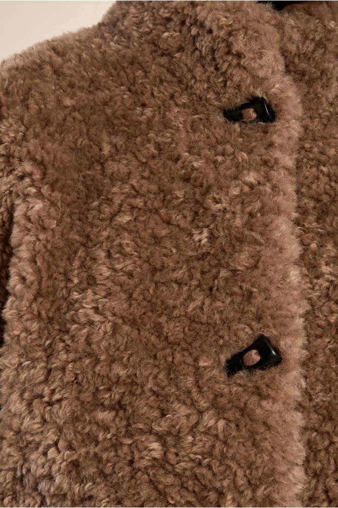 MOLLY BRACKEN - short imitation sheepskin jacket - BROWN