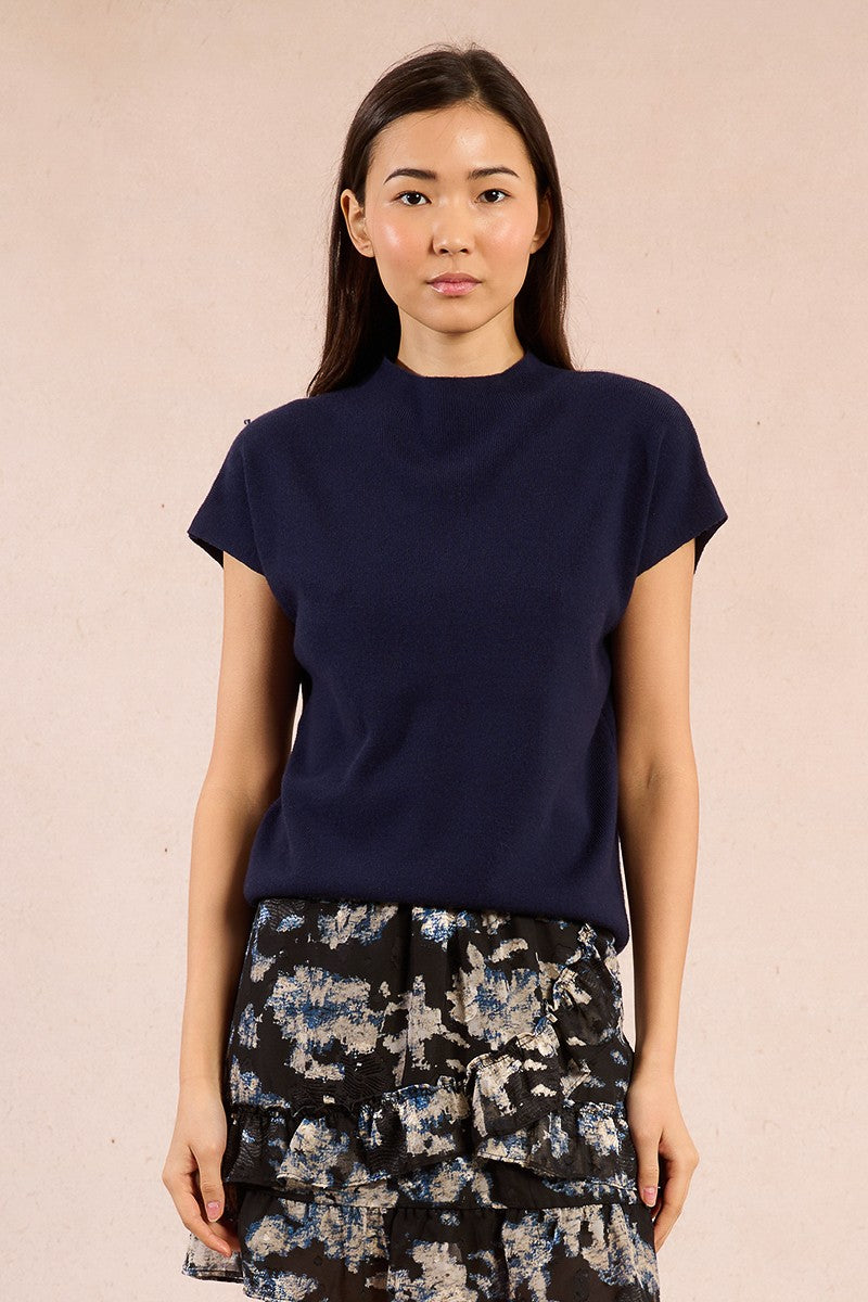sweater-with-low-armholes-3.jpg