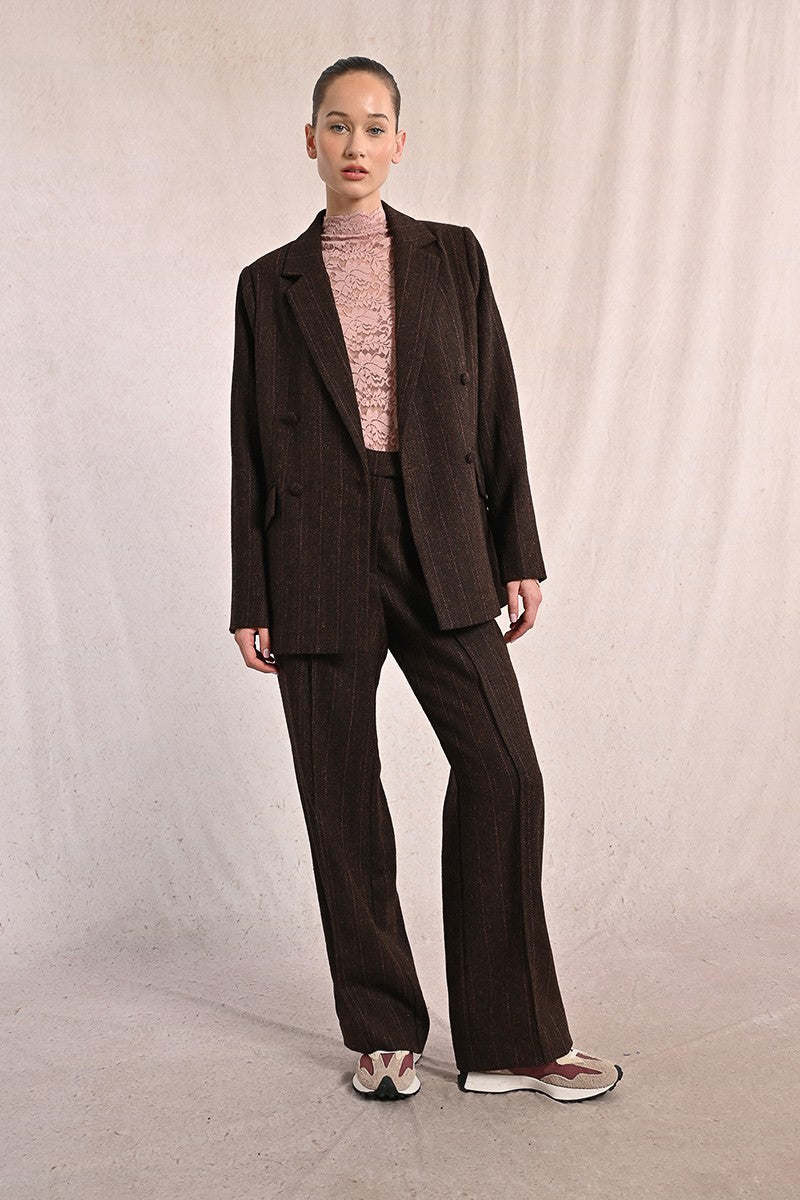 wide-leg-pleated-trousers.jpg